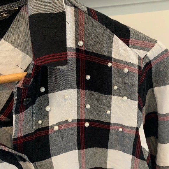 3 for $18 Zara flannel button up with pearl shoulder detail - Picture 2 of 5
